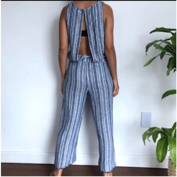 Anthropologie Cloth & Stone Navy Striped Sleeveless Linen Blend Jumpsuit Large - Picture 2 of 11